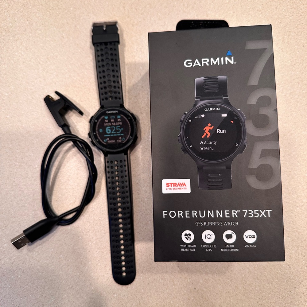 garmin Forerunner 735XT GPS Running Watch - Black
